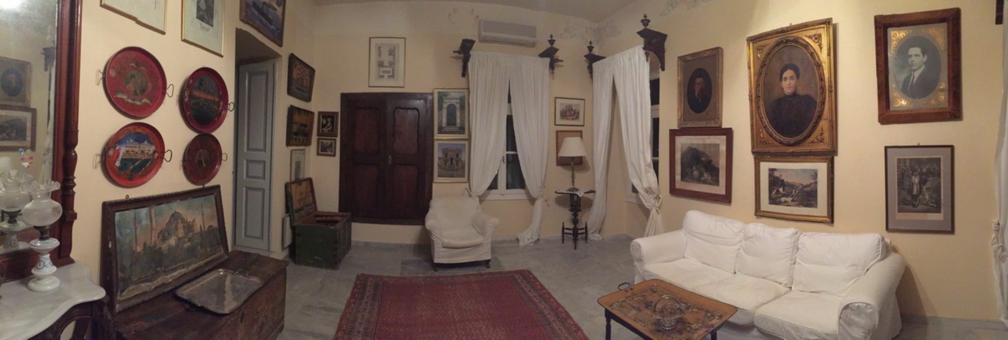 Aristocratic 19Th Century Neo Classical Mansion With Private Pool ファイニカス エクステリア 写真